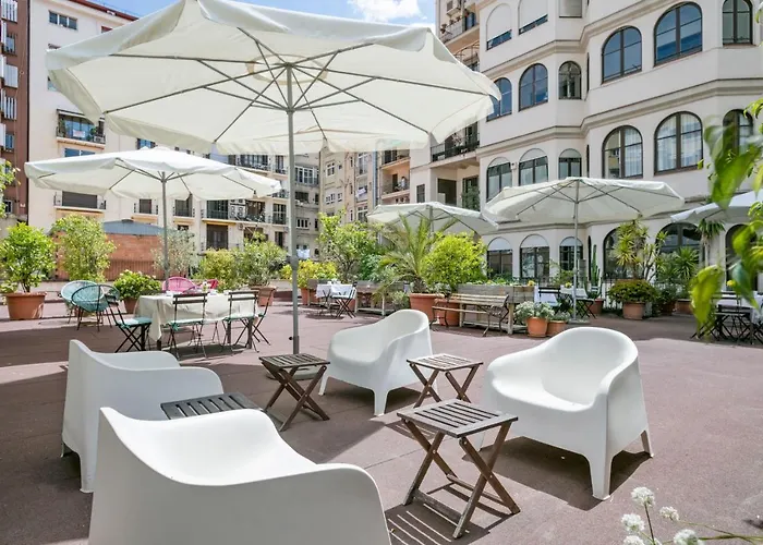 Mihlton Barcelona Boutique B&B