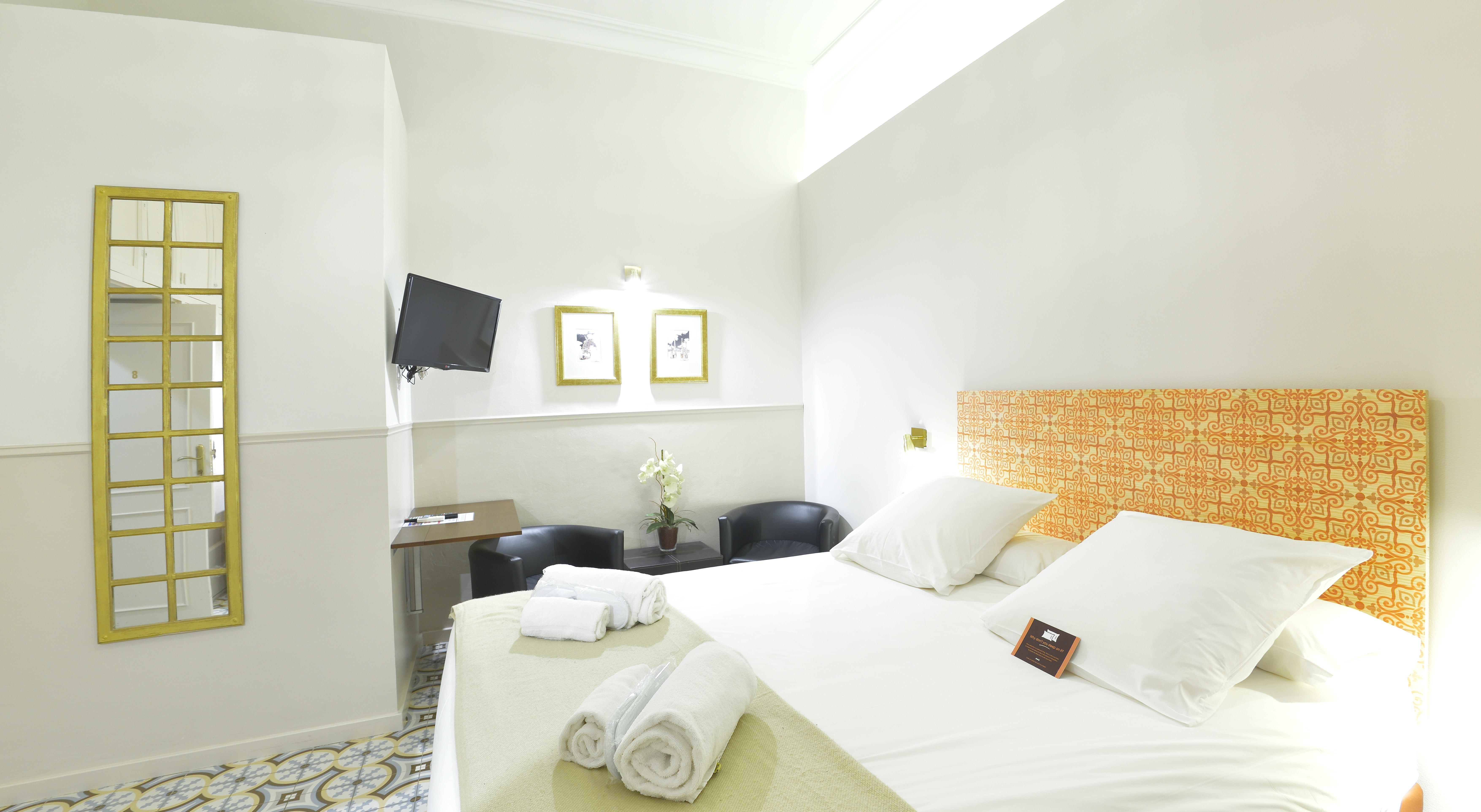 Mihlton Boutique Couette-café 2*